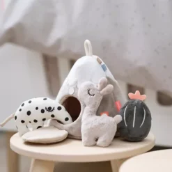 Done By Deer Activiteitenknuffels Verstoppertje - Lalee -Done By Deer 4823439 done by deer activiteitenknuffels verstoppertje lalee ilovespeelgoed.nl