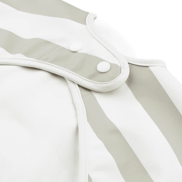 Done By Deer ™ Mouwzak Bib Stripes Sand 3 Done By Deer ™ Mouwzak Bib Stripes Sand - Afbeelding 3