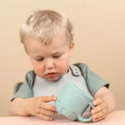 Done By Deer Siliconen Kindermok Peekaboo - Blue - 165 Ml -Done By Deer done by deer siliconen kindermok peekaboo blue4